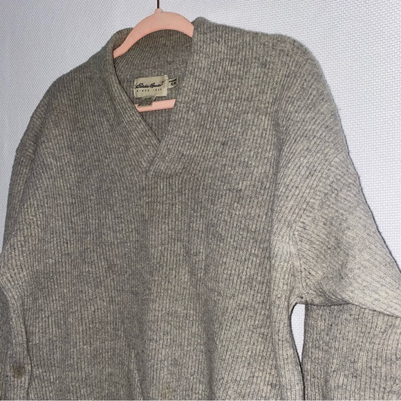 Eddie Bauer 100% Wool Vneck Pullover Sweater | Eddie Bauer Wool Sweater - Picture 4 of 12